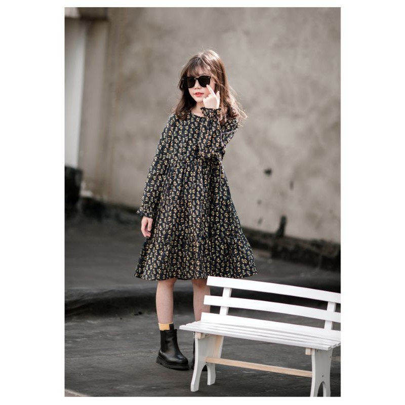 2P003-HOUSE KID:  Flower