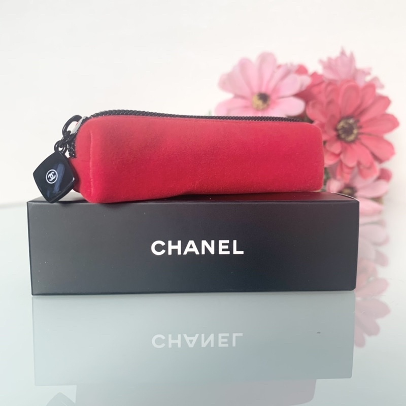 แท้💯 Chanel กระเป๋าใส่ลิปสติก กำมะหยี่ สีแดง อะไหล่ดำ
