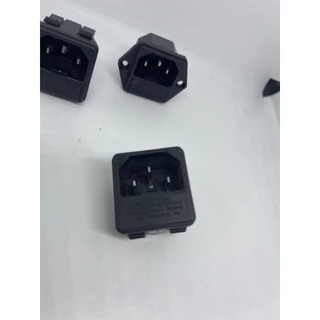 ถูกสุด!! กับ 10A ฟิวส์! ซ็อกเก็ต 15A 250 V ac 3 ช่องเสียบสายไฟพร้อมฟิวส์ Holder Connector สินค้าพร้อมส่ง