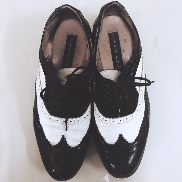 รองเท้า Steve Madden