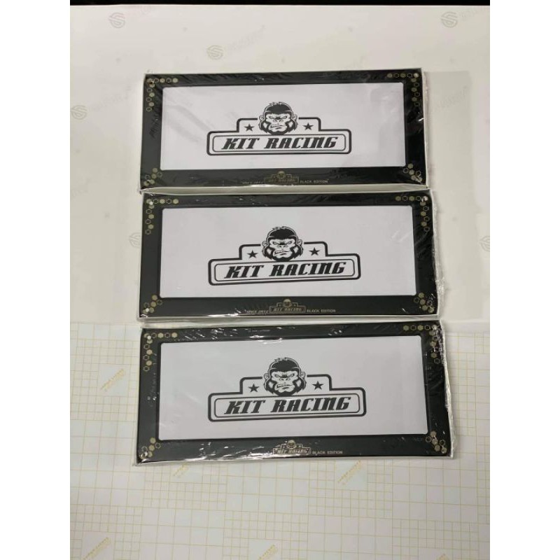 กรอบป้ายทะเบียนรถยนต์ กรอบป้ายทะเบียน กรอบป้ายทะเบียนสแตนเลส พ่นดำพาเดอร์โค๊ด 1คู่ หน้า-หลัง