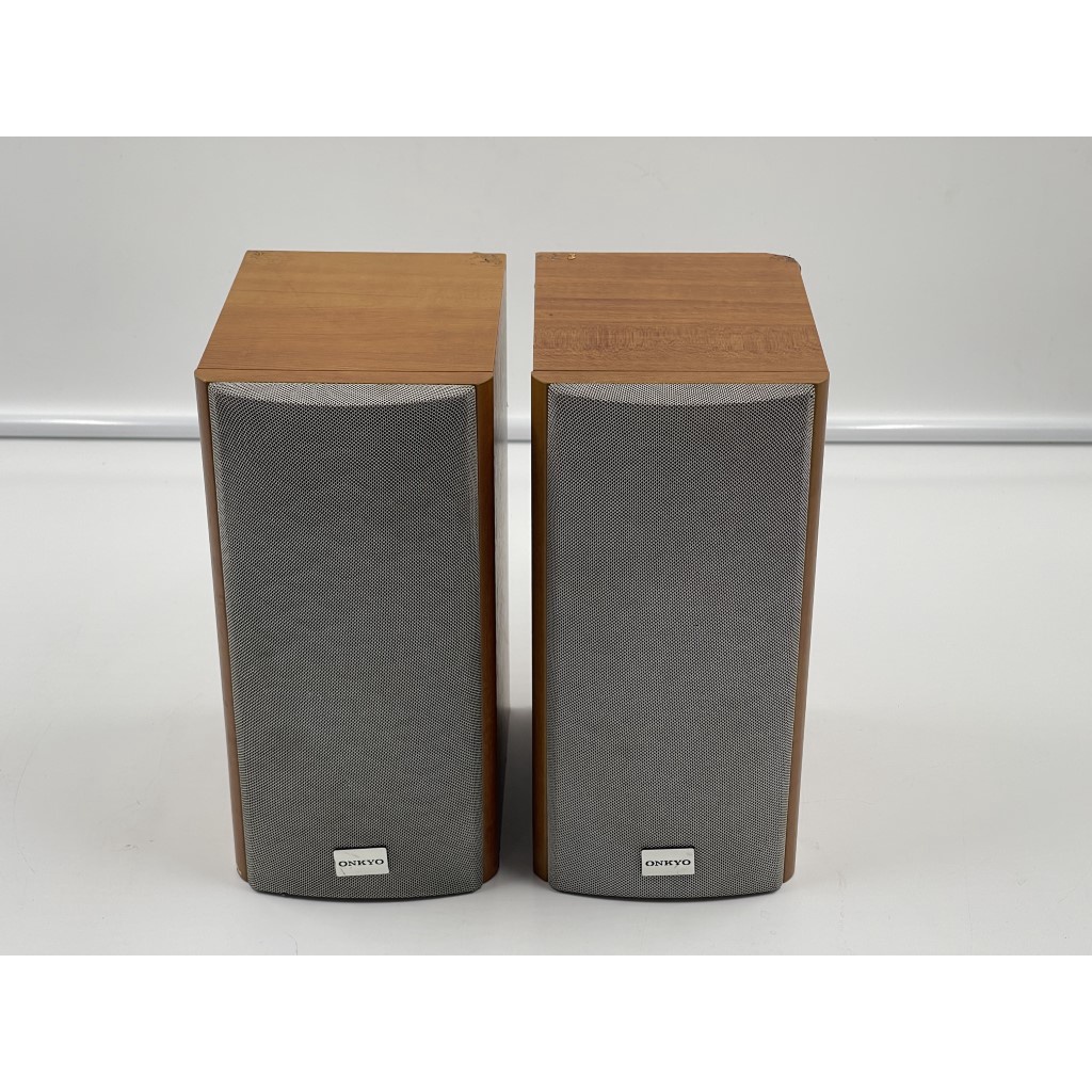 ลำโพง 1 คู่ มือสองญี่ปุ่น ONKYO D-M7 (324) 40W 6 โอห์ม Woofer 2.5 นิ้ว Size ตู้ 10x13x21CM ฝาหน้าเปิ