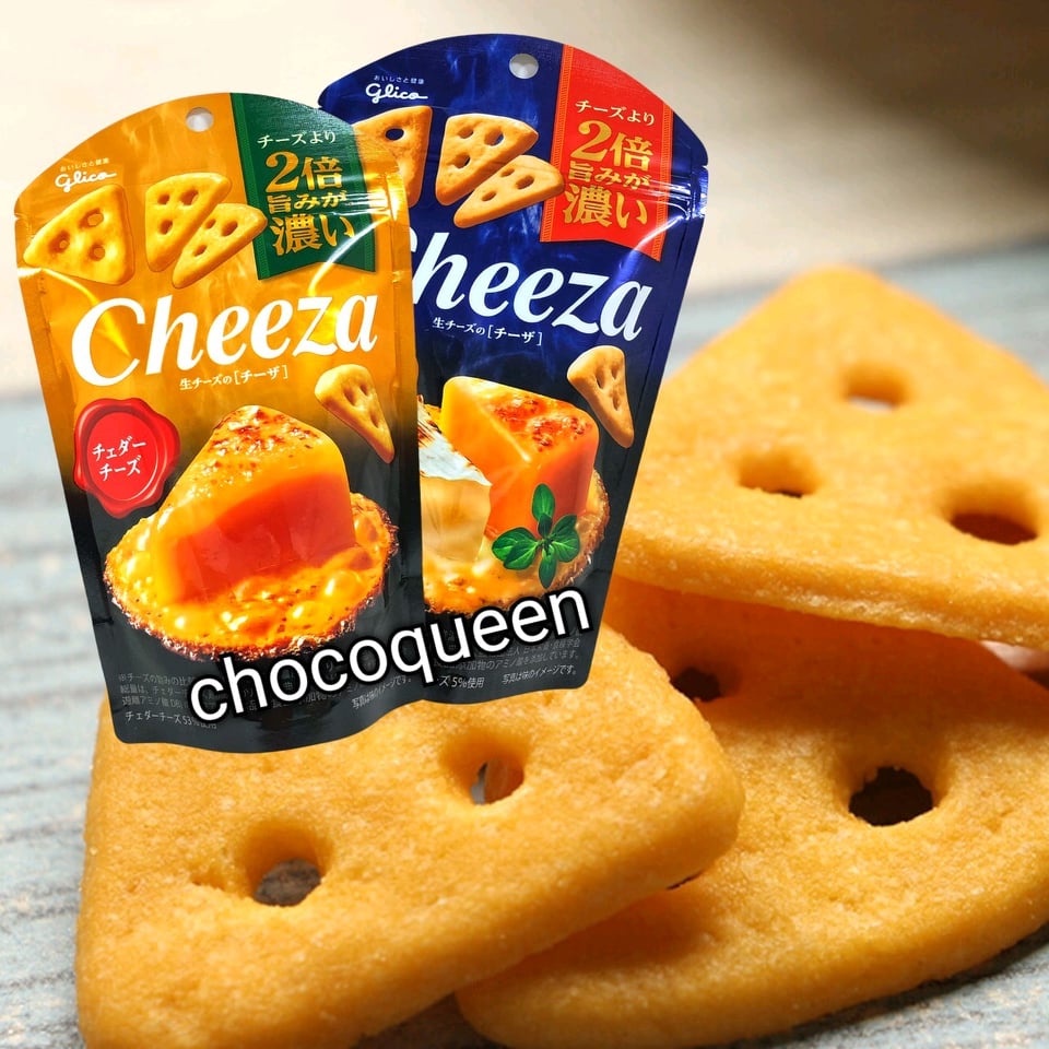 Cheezaขนมอบกรอบรสชีสมี 2 แบบ