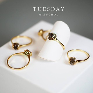 Mizuchol แหวนพลอยเสริมดวงวันอังคาร Lucky Me Grey Smoky Quart Ring