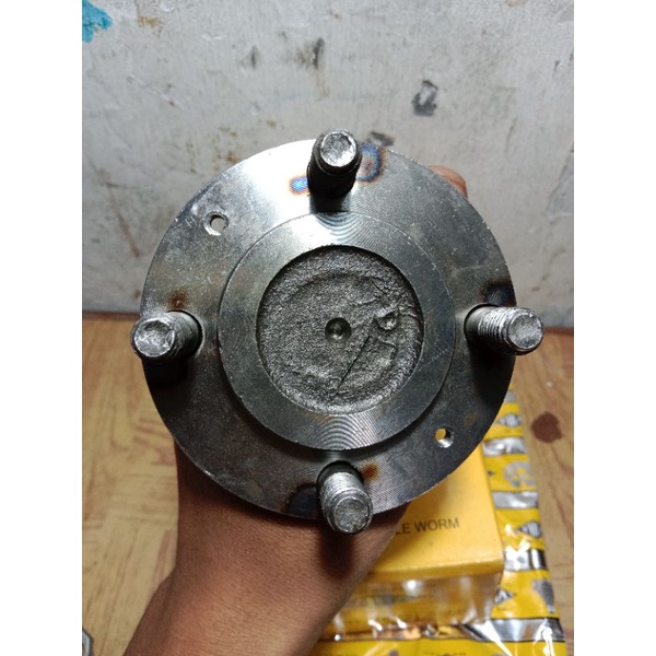 เพลาหน้า Vespa vbb**