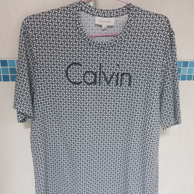Calvin Klein Tshirt