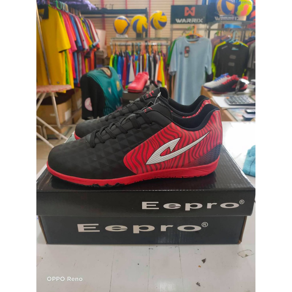 รองเท้าฟุตซอลEproรหัส1820สีดำมีเบอ39