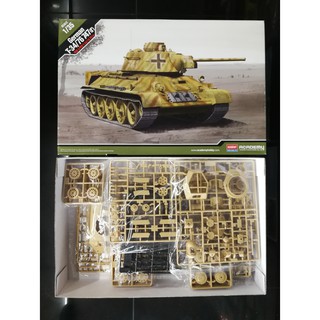 โมเดลประกอบ Academy Model 1/35 AC13502 T-34 747(r) German Version