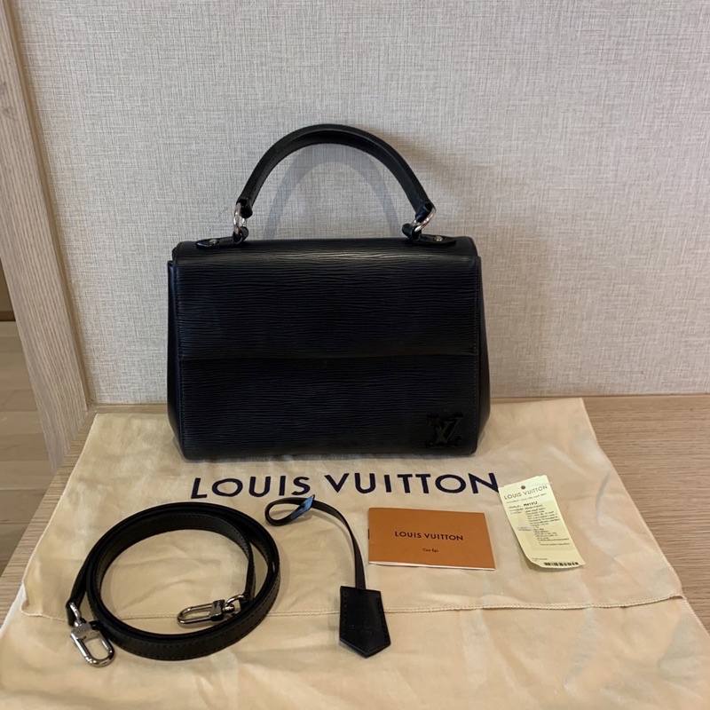 BU220905863] Lv / Cluny EPI