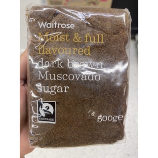 น้ำตาลทรายแดง เข้ม ชนิดผง ตรา เวทโทรส 500 G. Dark Brown Muscovado Sugar ( Waitrose Brand )