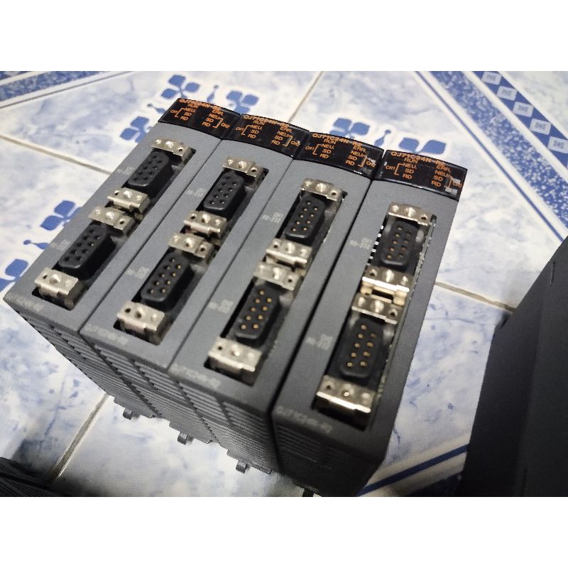 QJ71C24N-R2. มือสอง  PLC Q SERIES