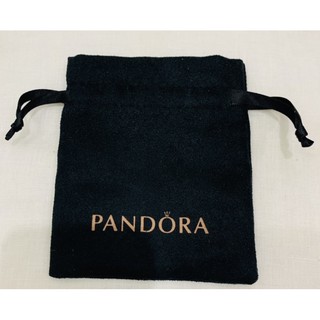 Pandora black velvet pouch 10.5x12.5 cm ถุงกำไลกำมะหยี่ pandora สีดำ