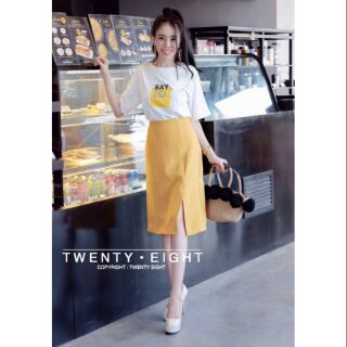 : :"twenty eight"﻿ ✨
🍑
เสื้อยืดคอกลม สกรีน say ฿