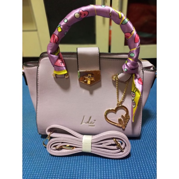 กระเป๋าสะพาย LDA EST2020