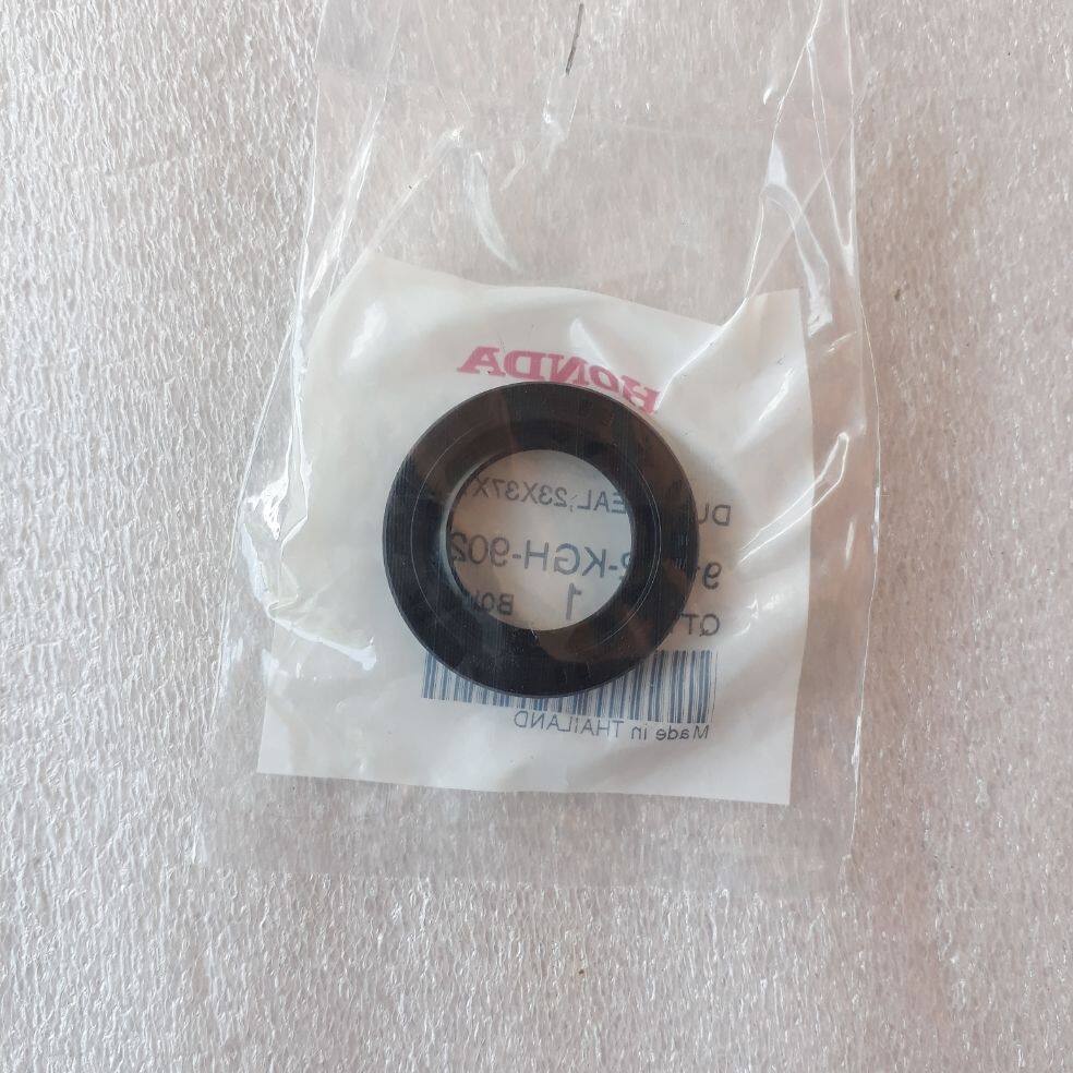 91252-KGH-902ซีลกันฝุ่นดุมล้อหน้า23x37x7มม.แท้ศูนย์(หมายเลข15)ซีลล้อหน้าMSX125,โซนิค125,CBR150Rทุกรุ