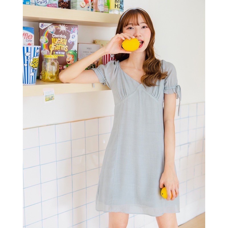 เดรสสีฟ้า จากร้าน Labelle_clothing _brand size S สินค้าใหม่ #labelle sweety dress