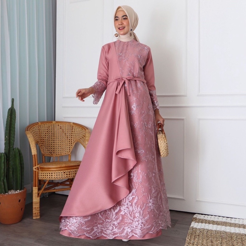 MALIKA PARTY GAMIS**