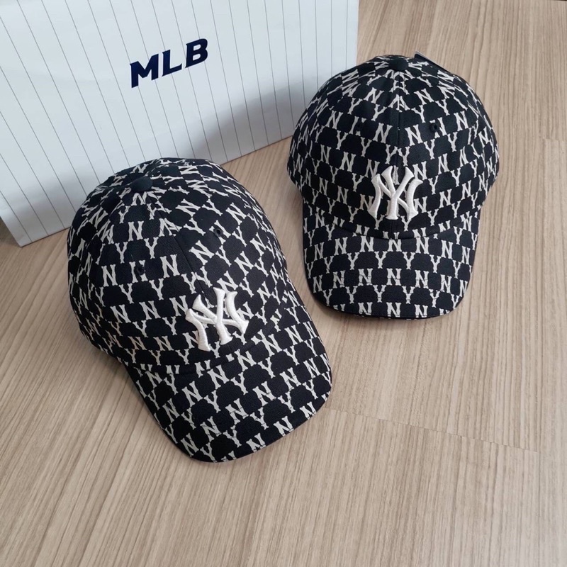 พร้อมส่ง💥💥หมวก MLB สีดำ แท้💯%