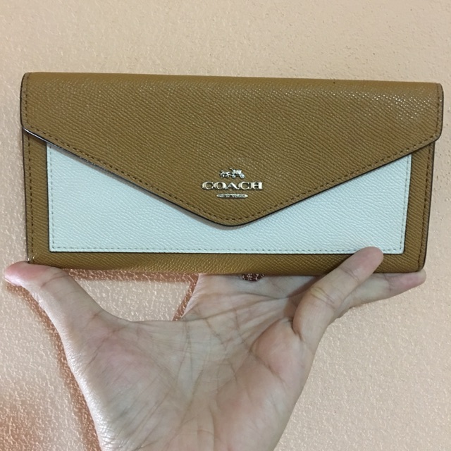 กระเป๋าสตางค์ Coach แท้