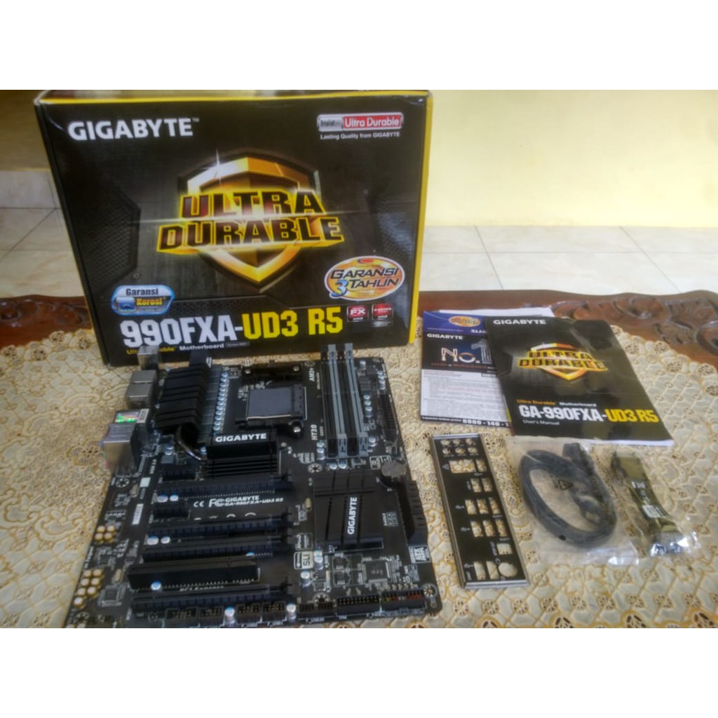 Gigabyte 990FXA-UD3 R5 am3plus รองรับ AMD FX Series fullset