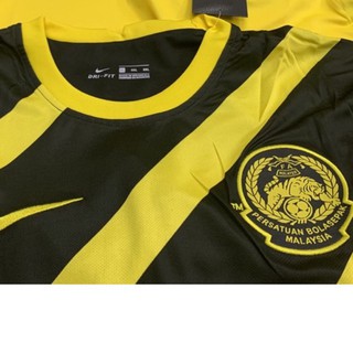 เสื้อกีฬาแขนสั้น ลายทีมชาติฟุตบอล Harimau Malaya FAM EkorRimau Jersi 2021-23 ชุดเยือน