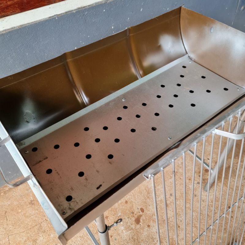 เตาขาสูง (เตาปิ้งย่างมีรองถ่าน รุ่น 100 ลิตร ) ใหญ่ สวยใหม่ พร้อมส่ง กว้าง 46 ยาว 80 สูง 80 เซนติเมตร ได้ตามรูปครบชุด - รูปที่ 3