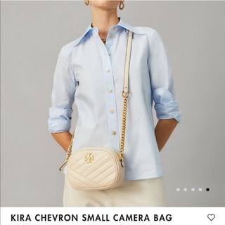 พรีฯTORY BURCH KIRA CHEVRON SMALL CAMERA BAG(รุ่นเก่า) /new cream.