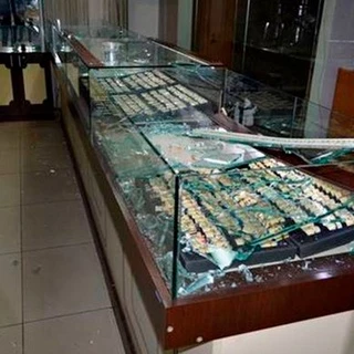 2mil Safety Window Film ฟิล์มอาคารนิรภัย (ราคาต่อเมตร)