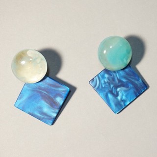 Twentyteen ต่างหูสี่เหลี่ยมลายหินอ่อนสีฟ้า
