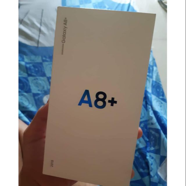 Samsung A8+