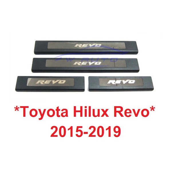 สีดำ ชายบันไดประตู โตโยต้า ไฮลักซ์ รีโว่ 4ประตู สคัพเพลท Toyota Hilux Revo 2015-2019 คิ้วกันรอยขอบประตู ชายบันได กันรอย