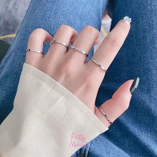 Pretty Moment แหวนรุ่น i love ring บาง 1.5 mm แหวนความหมาย สแตนเลส ไม่บิด ไม่เบี้ยว โดนน้ำหอม ลงทะเล อาบน้ำได้ แข็งแรง