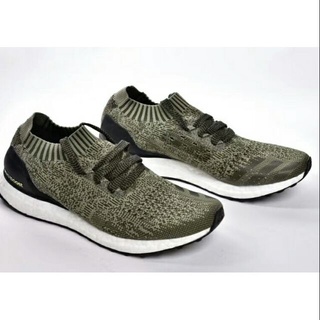 ⊕ADIDAS ULTRA BOOST Uncaged Premium