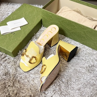 Kept unused‼️G u c c i Horsebit shoe size 37 สีสวย น่ารักมากค่า สภาพใหม่ เก็บกล่อง ไม่เคยใช้งาน หนังหอมฟุ้งๆ