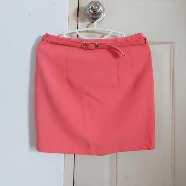 ใหม่กระโปรง PENA HOUSE