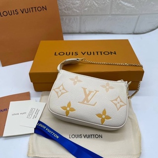 Louis Vuitton mini pochette (Ori)