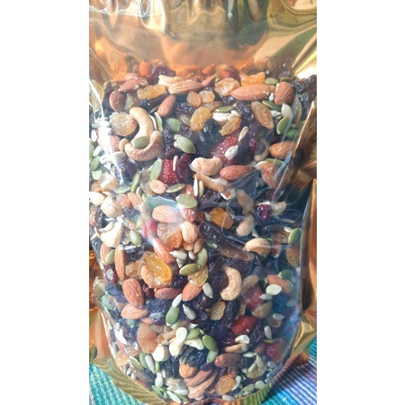 ธัญพืช 9 ชนิด 9 เซียน 9 สหาย