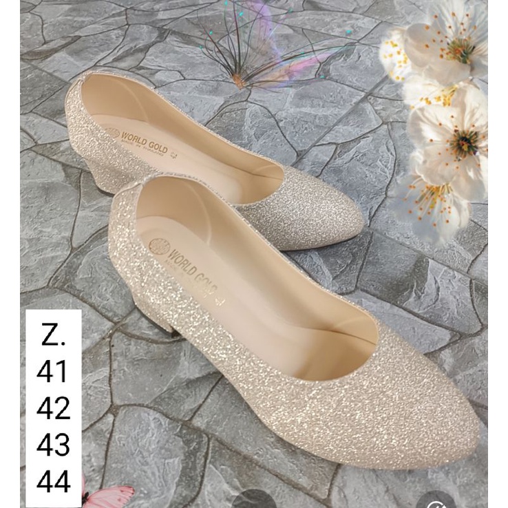 รองเท้าคัชชูไซส์ใหญ่ส้นสูง2นิ้วเนื้อชิมเมอร์มี41ถึง45 (ทรงเล็ก+บวก1ไซส์)