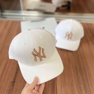 &lt;พร้อมส่ง&gt;หมวก CAP MLB มีให้เลือกหลายสีค่ะ คลิกเข้าชมก่อน