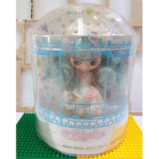 4" inches TAKARA Petite Blythe JAPAN White Magic 2005 ตุ๊กตาบลายธ์ ตัวเล็ก ไวท์ เมจิก