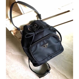 ร้อมส่งรุ่นขายดี!!! PRADA DRAWSTRING BAG WITH STRAP VIP GIFT WITH PURCHASE พรีเมี่ยมกิ๊ฟจากต่างประเทศรุ่น Limited วัสดุ