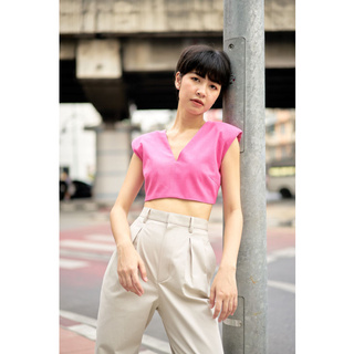 SIRINTRA The SRT X2 TBL23 Blouse เสื้อครอป คอวี ทรงแขนเลย ดีเทลหนุนไหล่