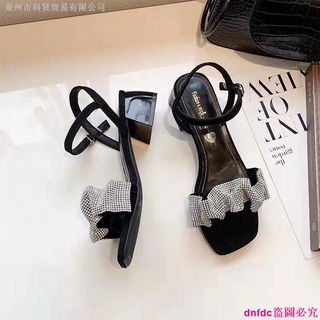 รองเท้าส้นเตี้ยรัดข้อแต่งเพชรสีดำ​ Black​ Short​ Heels​ with​ Diamond