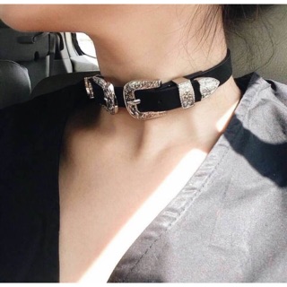 Zara chocker