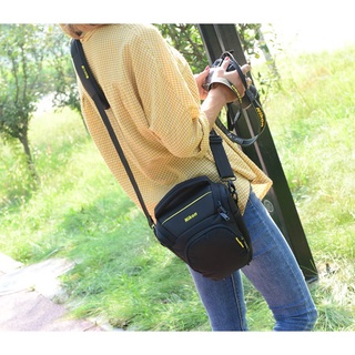 Nikon Camera bag กระเป๋ากล้อง ทรงสามเหลี่ยม สะพายข้าง / คาดเอว