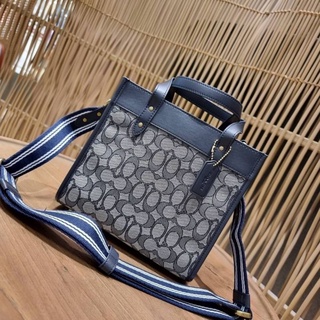 กระเป๋าสะพาย COACH C3865 FIELD TOTE 22 IN SIGNATURE JACQUARD