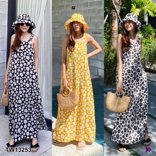 Maxi Dress เดรสยาวสายเดี่ยว ผ่าข้างลายดอกเดซี่ มีกระเป๋าข้างทั้งสองข้าง มาพร้อมหมวกเข้าเซตน่ารักมากกก เนื้อผ้า100D