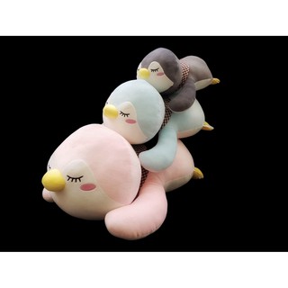 ตุ๊กตาเพนกวินหมอบV2 มีผ้าพันคอ Stuffed Penguin (Laying Down)