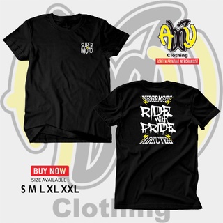 เสื้อยืดแขนสั้น ผ้าฝ้าย พิมพ์ลาย Supermoto RIDE Screen WITH PRIDE ADDICTED Combed 30s สีดํา สําหรับผู้ชายสามารถปรับแต่งไ