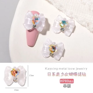 โบว์เรซิ่นแต่งเพชร จำนวน 10 ชิ้น